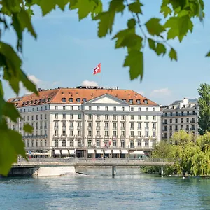 5* Otel Four Seasons Des Bergues